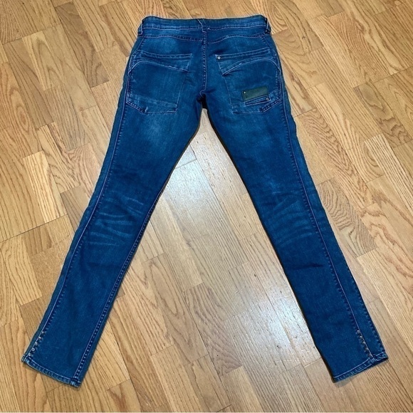 31 H & M Fit SQIN skinny Jeans big back pockets High waist - Picture 2 of 16